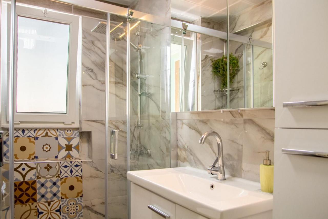 Flat With Great View And Central Location In Konak İzmir Dış mekan fotoğraf